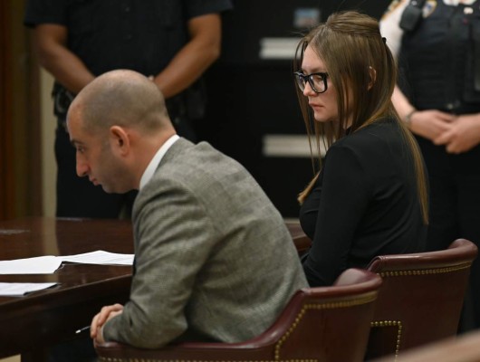 Condenan a cuatro años de cárcel mínimo a la falsa heredera que engañó a Nueva York