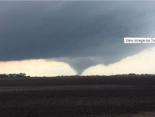 Tornados en Texas dejan varios heridos y destrucción