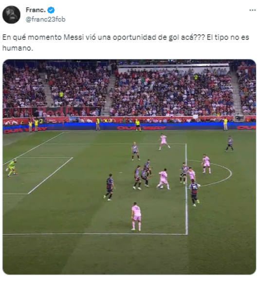 “¿En qué momento Messi vió una oportunidad de gol acá? El tipo no es humano”, fueron otras de las reacciones en redes sociales.