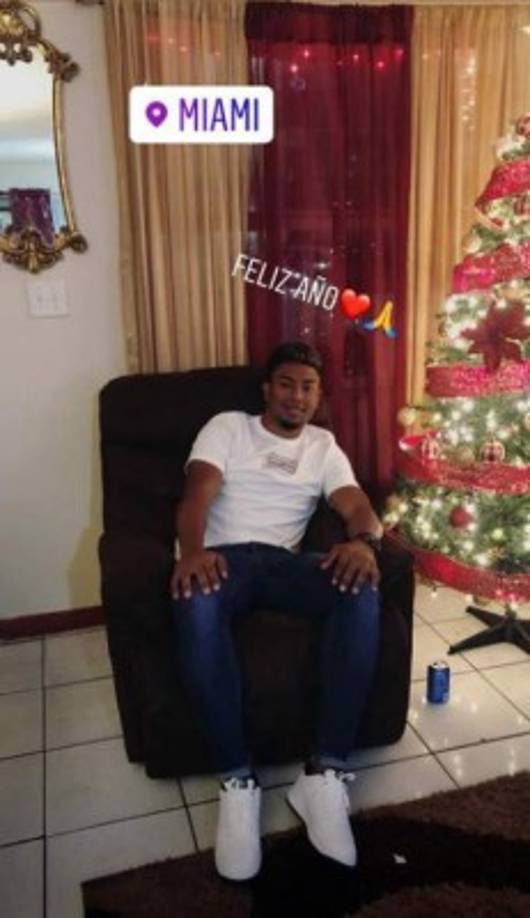 Johua Vargas: El mediocampista se desplazó a Miami, Estados Unidos.