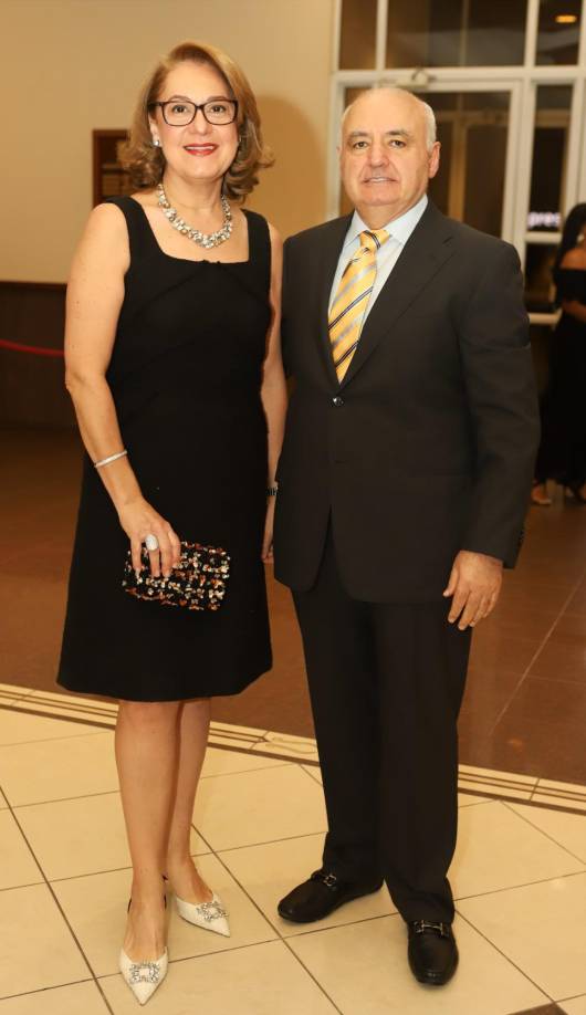 Samia Jarufe y Raymound Maalouf 