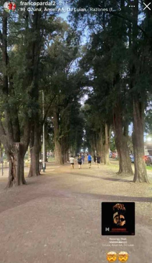 En la imagen que compartió horas antes de su deceso, se podía ver un corredor rodeado de grandes árboles con gente entrenando. Además, de fondo, se escuchaba la canción Razones de Anuel AA, Ozuna y DJ Luian.
