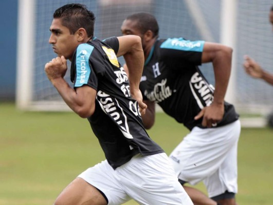 Jorge Claros no se resigna a ser suplente en el Mundial