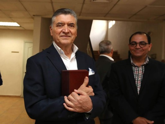 Evelio Reyes pide a Fiscal General que renuncie