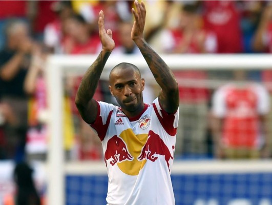 Thierry Henry anuncia su retiro y será comentarista de televisión