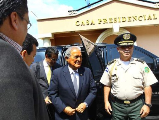 Honduras y El Salvador acuerdan trabajar por la paz de la región