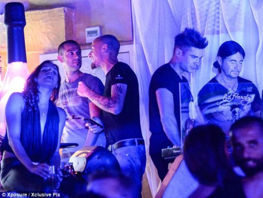 El romance de Michelle Rodríguez y Zac Efron se intensifica