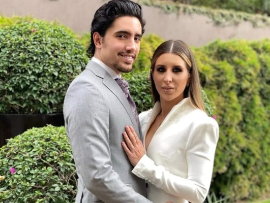 Hijo de Alejandro Fernández presume el embarazo de su esposa