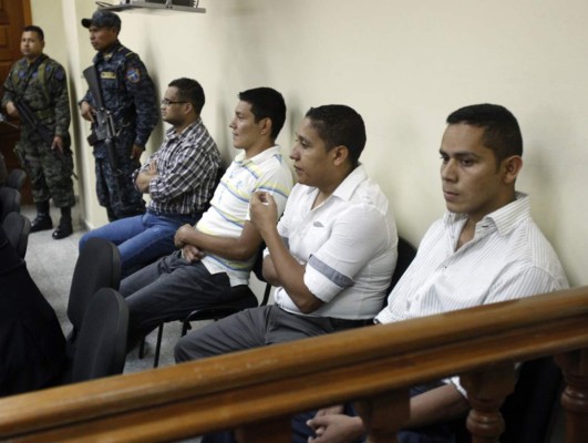 66 y 58 años de cárcel para policías que mataron al hijo de la rectora