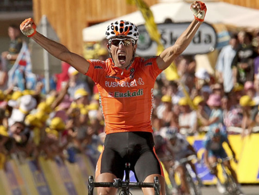 Líderes, codo a codo