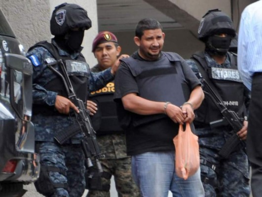 Firme extradición del menor de los hermanos Valle y su esposa