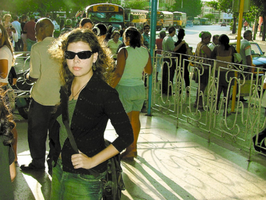 Blogueros, grietas en el muro de La Habana