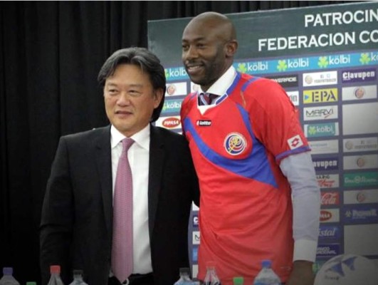 Costa Rica presenta a Paulo César Wanchope como su nuevo seleccionador