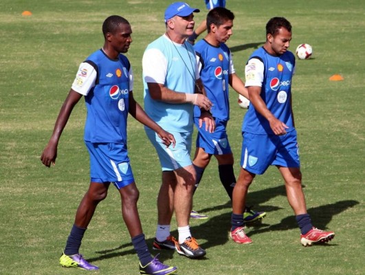 Cuatro 'foráneos' en nómina de Guatemala para Copa Centroamericana