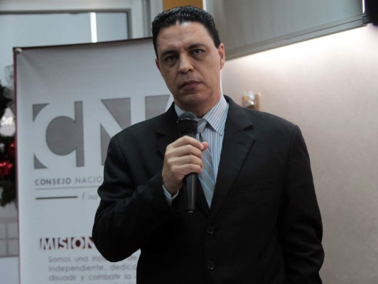 Empleados sustrajeron L10 millones del IHSS: CNA