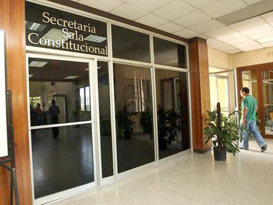 Inadmisible recurso contra el juicio político