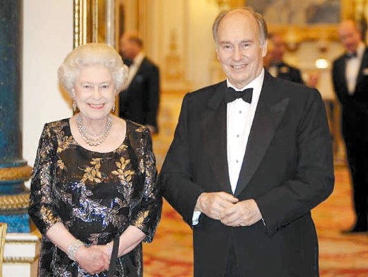 El Aga Khan llega a Buckingham