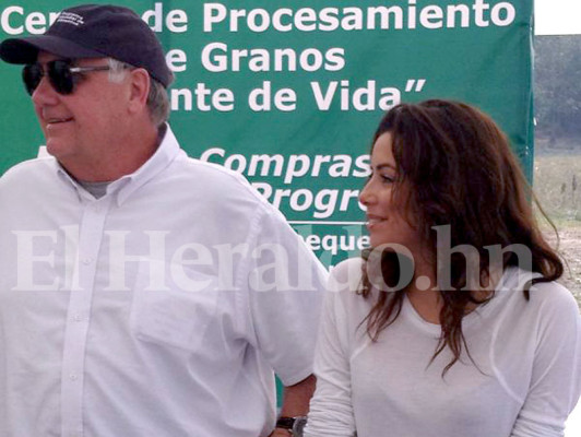 Eva Longoria y Howard Buffett donan $1 millón a Honduras