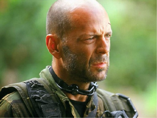 Casi pierde un ojo en filmación