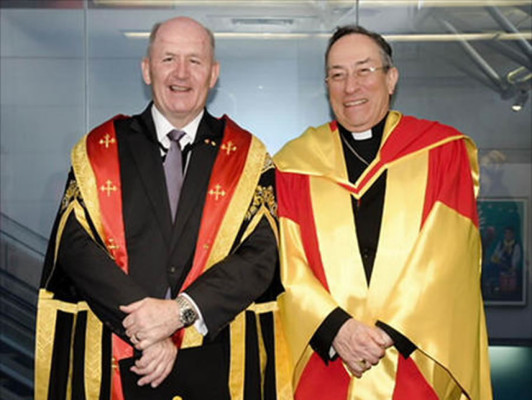 El cardenal hondureño recibió homenaje de una universidad de Australia