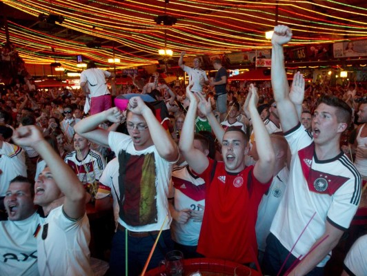 Alemania logra el mineirazo aplastando a Brasil