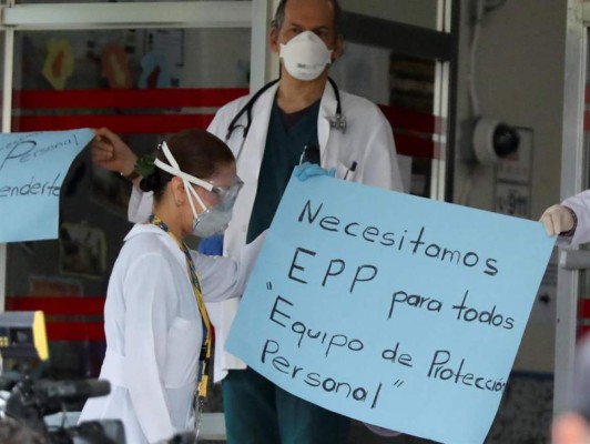 Colegio Médico de Honduras afirma que ha ofrecido su ayuda al Gobierno, pero los han ignorado