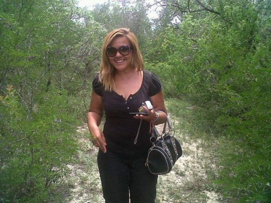 Asesinan a puñaladas a periodista mexicana en su casa