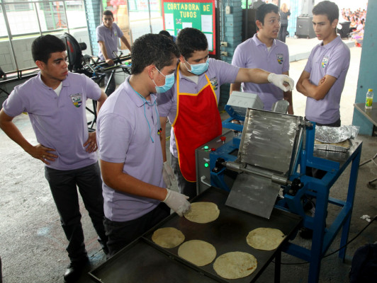 Innovación y talento en feria del Itee