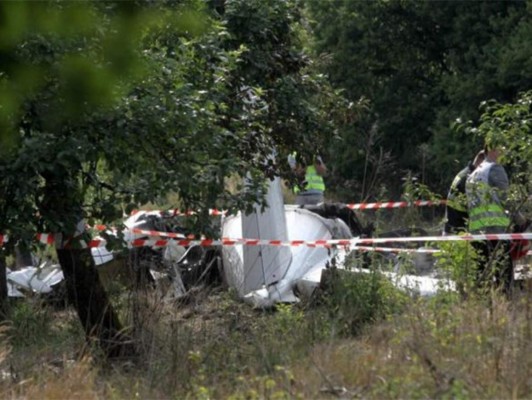 Accidente aéreo deja 10 muertos en Colombia