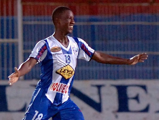 El Victoria recibió más de un millón de lempiras por Darixon Vuelto