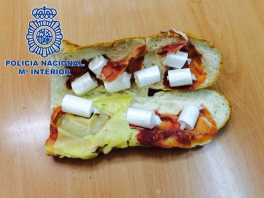 Capturan a colombiano que llevaba más de 100 gramos de cocaína en sándwich