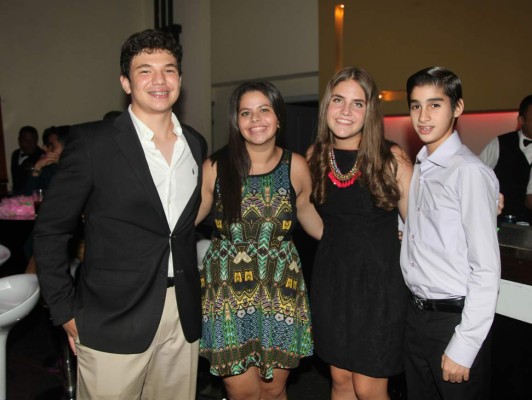 Paola Jordán Kattán celebra sus 15 años