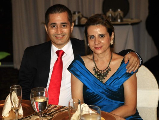 Marlon Rajo y Melissa Discua unen sus vidas