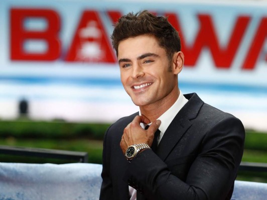 Zac Efron decepciona a fans de 'High School Musical'   