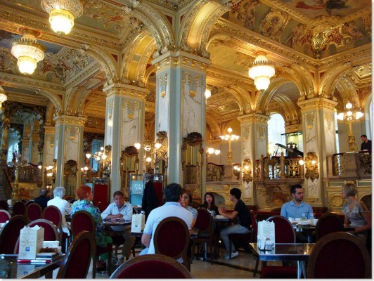 Guía de turismo para viajar a Budapest, Hungría   