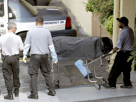 Siete muertos en tiroteo en un edificio de Miami