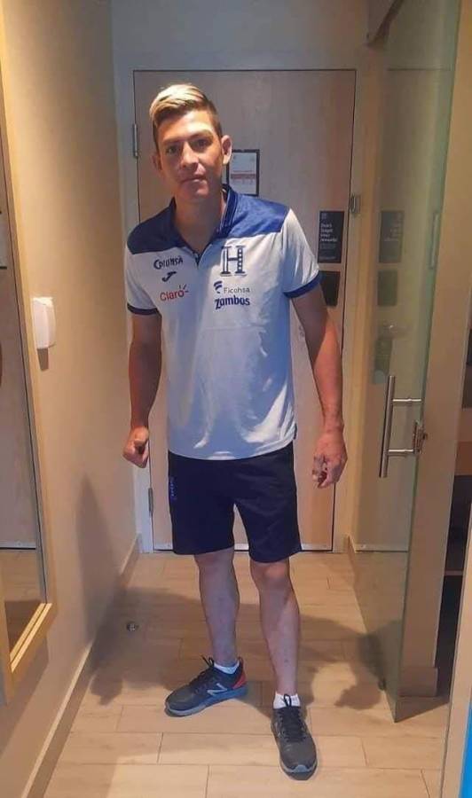 Francisco Martínez de 29 años de edad luciendo la indumentaria de la selección de Honduras.