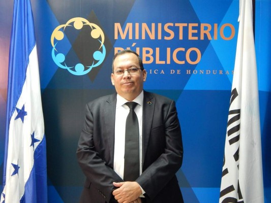 Director de fiscales presentó su renuncia al cargo