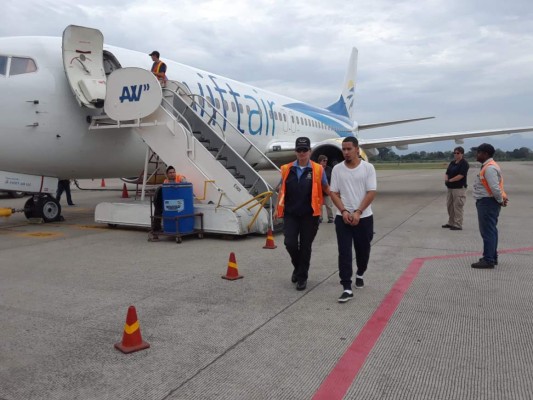 Deportan a hondureño acusado de matar a cinco personas