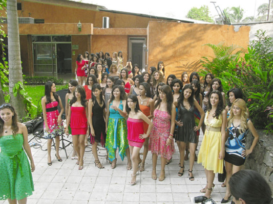 Amiga Top Model 2008 se corona este jueves