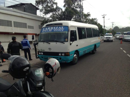 Matan a pasajero cuando asaltaban bus en Tegucigalpa