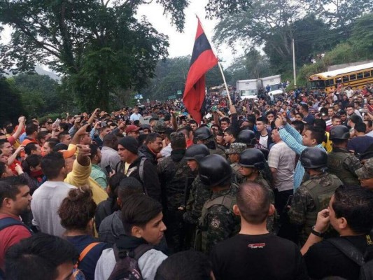 Hondureños no atienden llamado a paro nacional en Honduras
