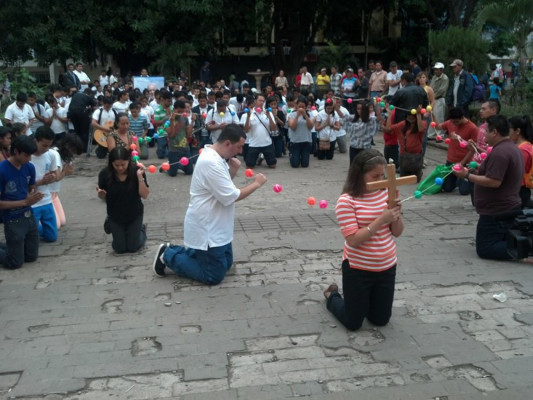 Con caminata cierran Jornada por la Paz