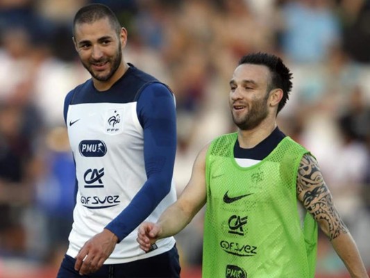 Valbuena cuelga en Facebook una foto junto a Benzema