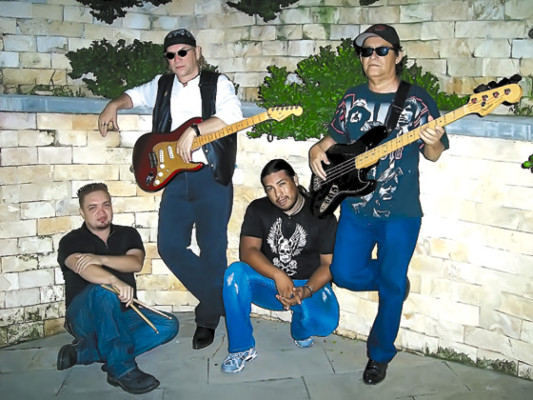 Música, comida y solidarismo