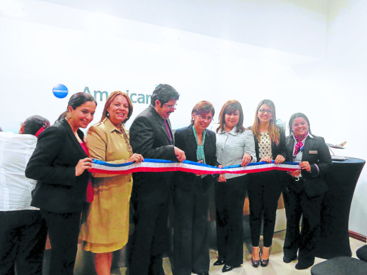 American Airlines inaugura centro de atención al cliente en Tegucigalpa