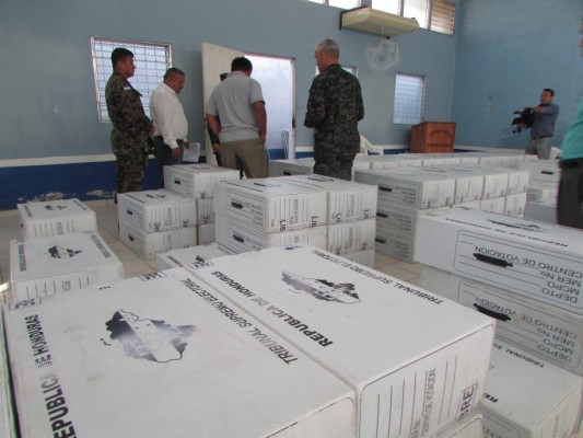 Libre celebrará elecciones internas entre acusaciones