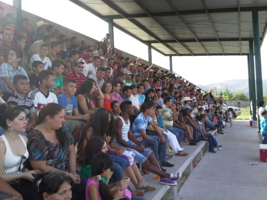 Villanueva y Deportes Savio mandan en la Liga de Ascenso de Honduras