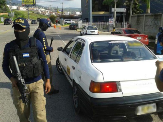 Alertan sobre casos de asaltos y violaciones a mujeres en taxis brujos