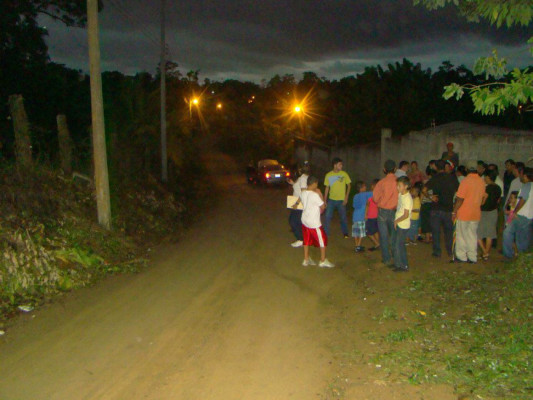 Alrededor de L900 mil invierten en barrio Medina de Puerto Cortés